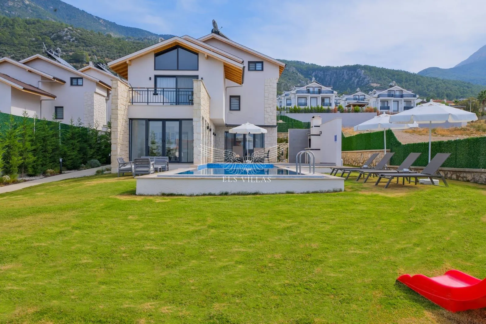 Kalabalık Ailelere Uygun Villalar