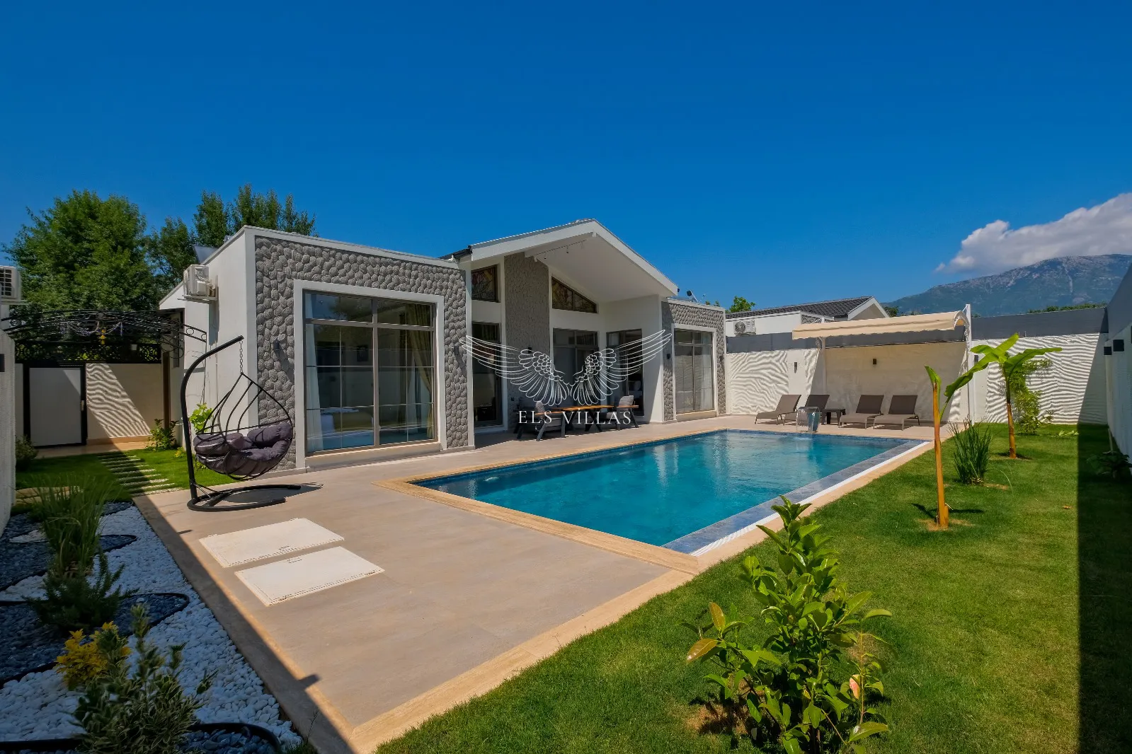 Sevgililer Günü İçin Romantik Kiralık Villa Seçenekleri